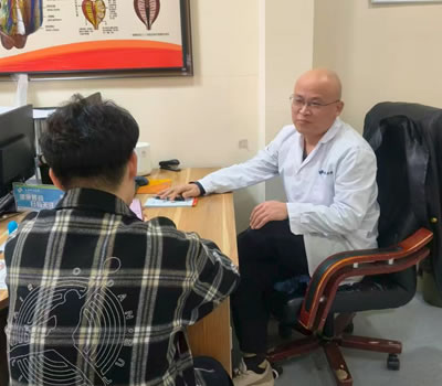 陕西省|男科医师高朋磊：守护男性健康，专业男科诊疗